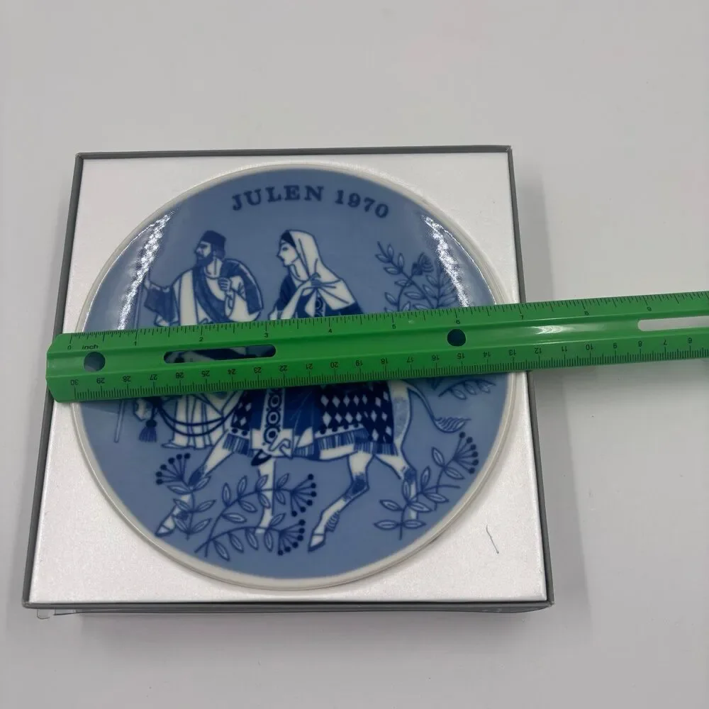 Vintage 1970 Porsgrund Norway Christmas Plate 